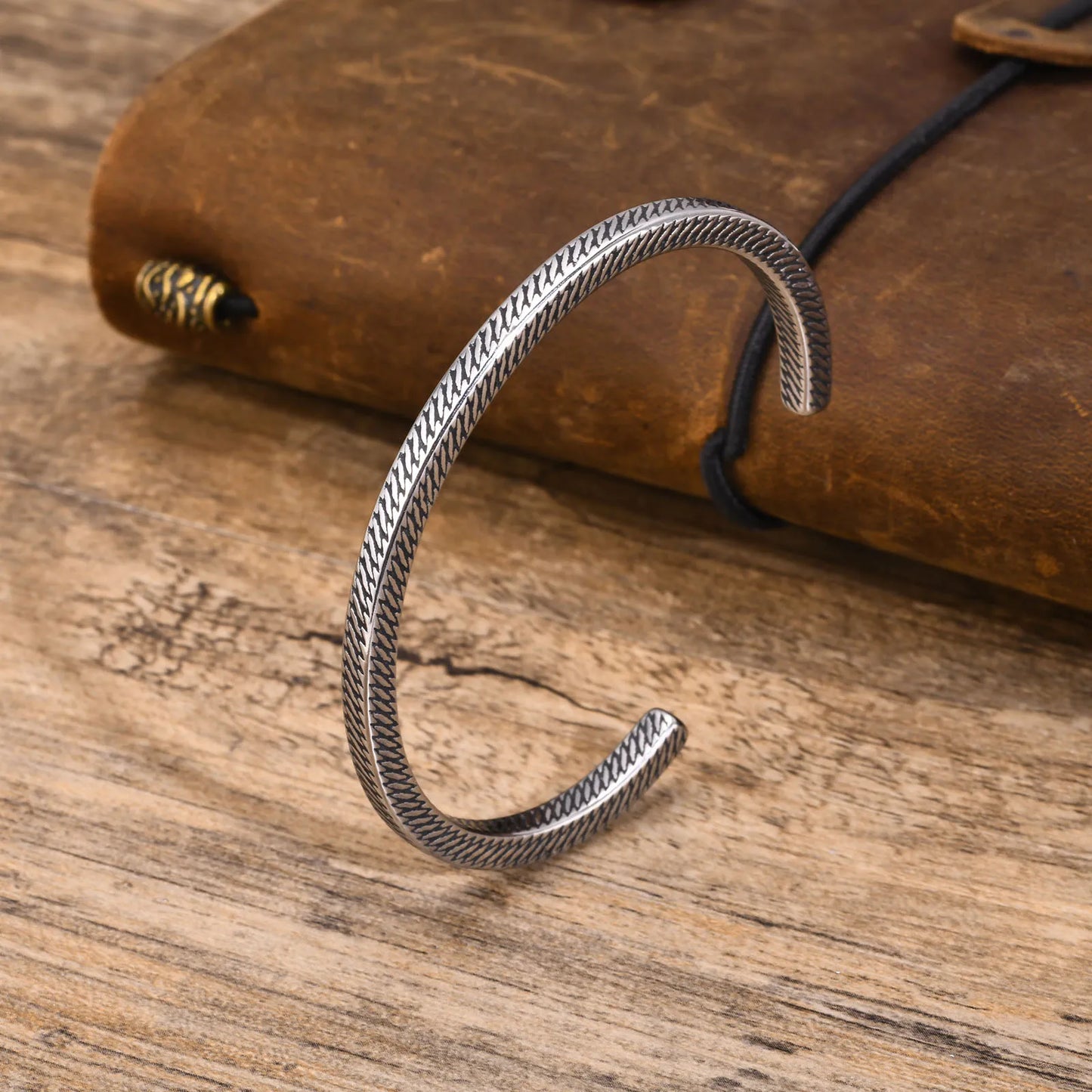 Noir Link Bracelet
