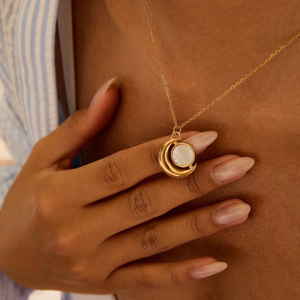Chic de Minuit Necklace