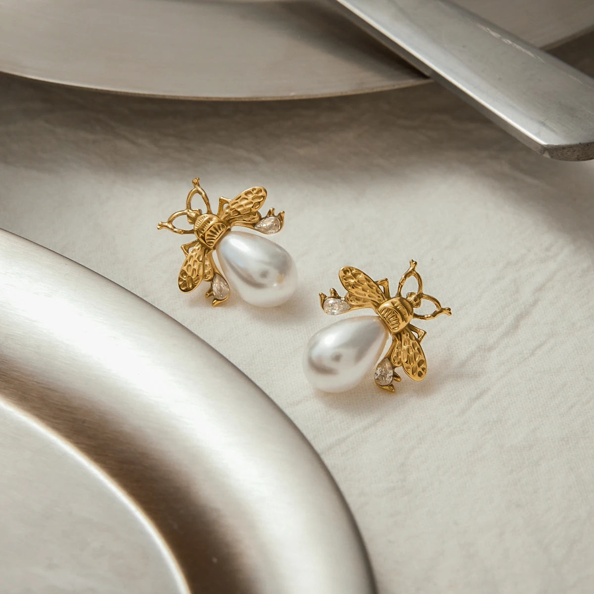 Perla Viva Earrings