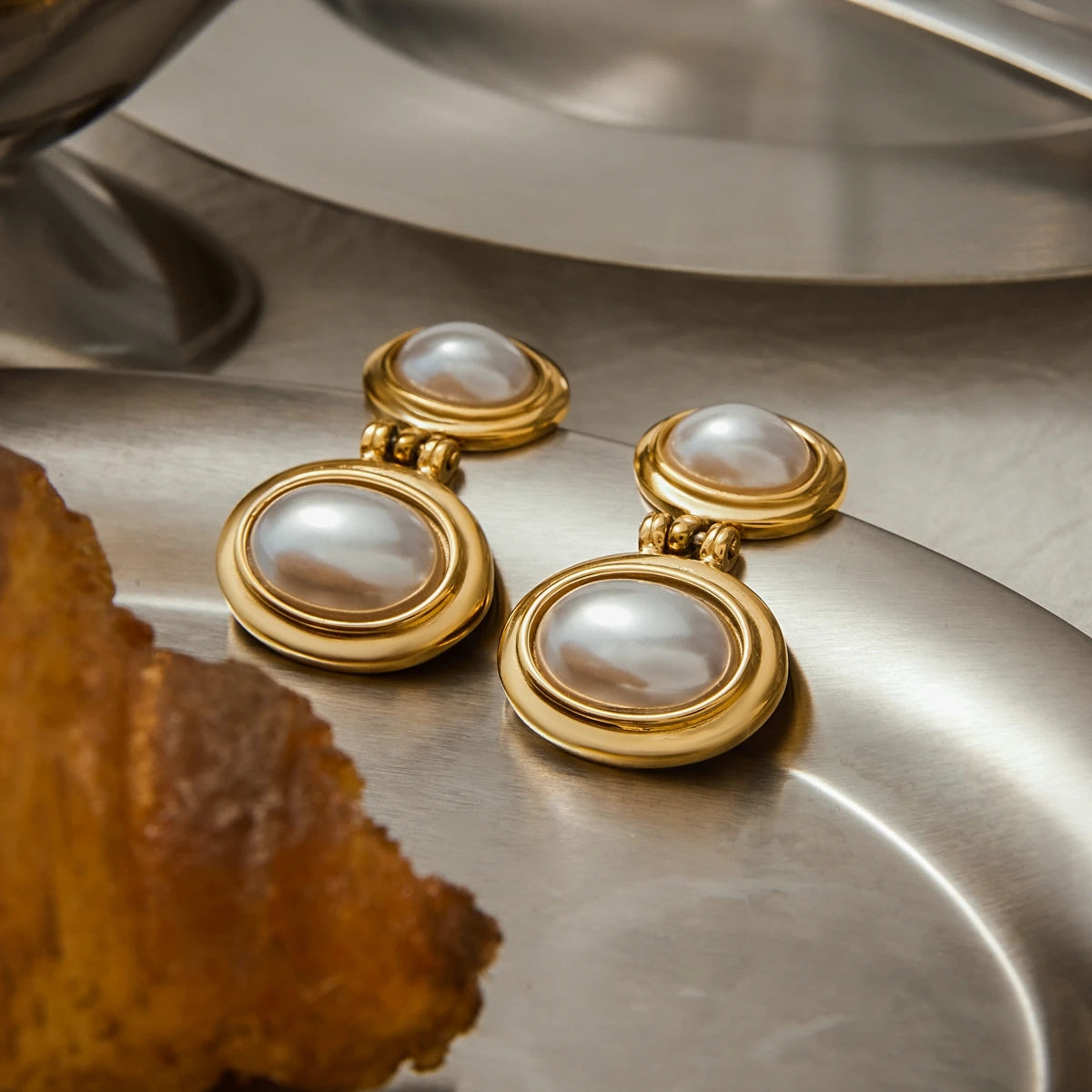 Perle Lumière Earrings