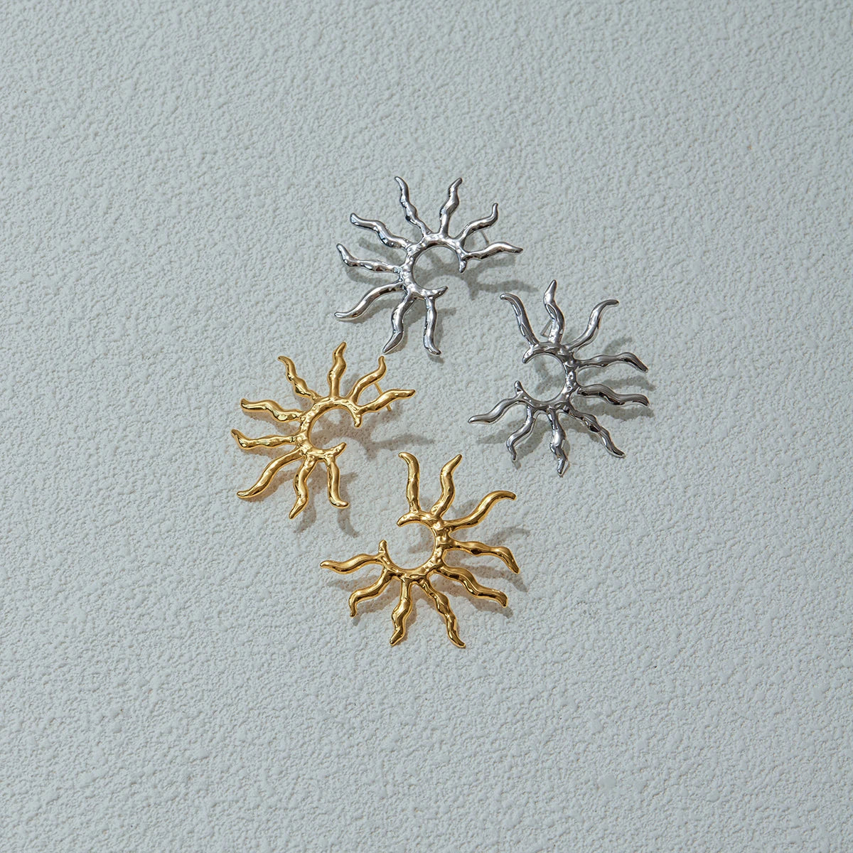 Étoile Earrings