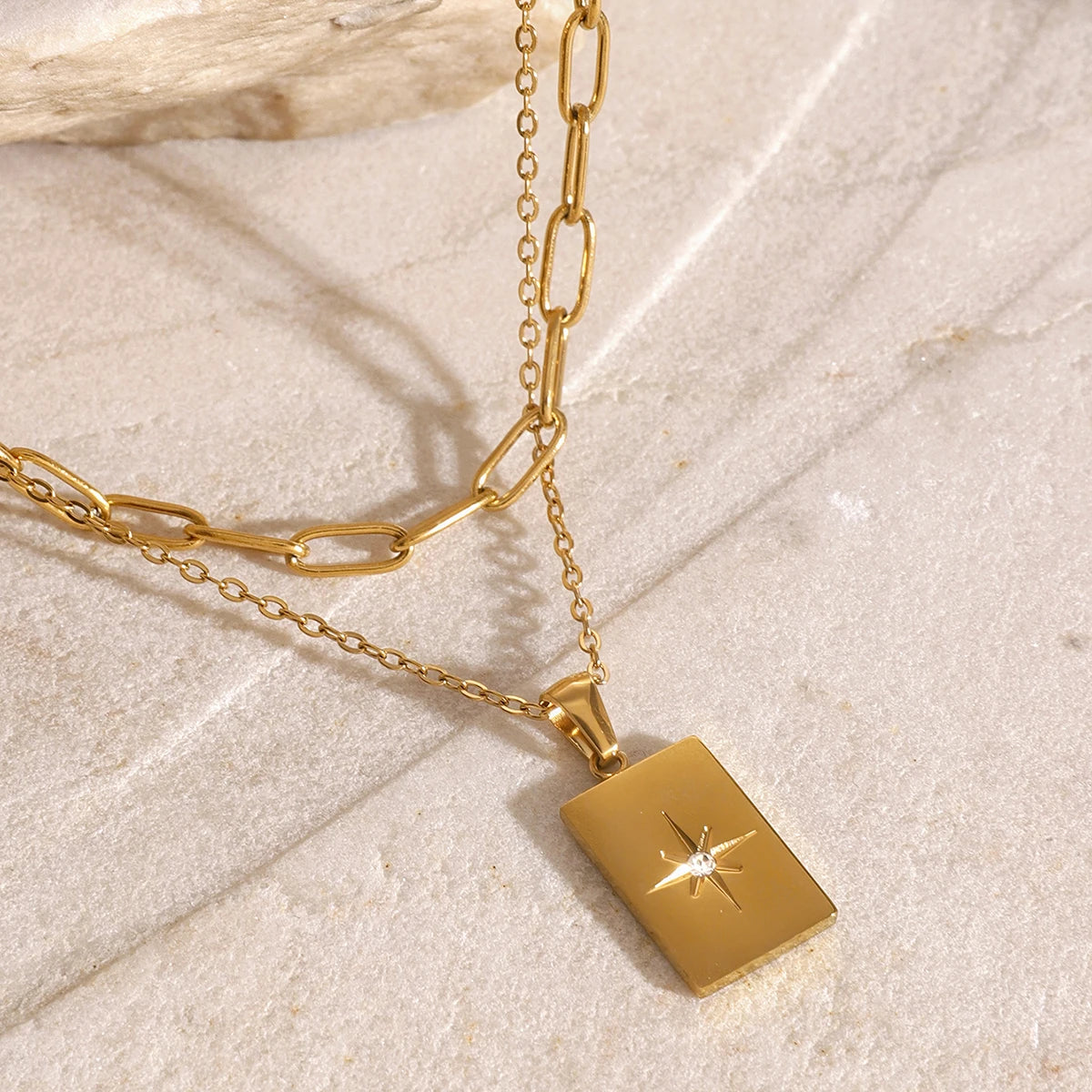 Amour de Nuit Necklace