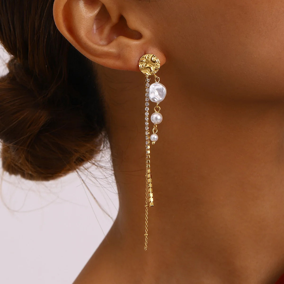 Lueur Divine Earrings