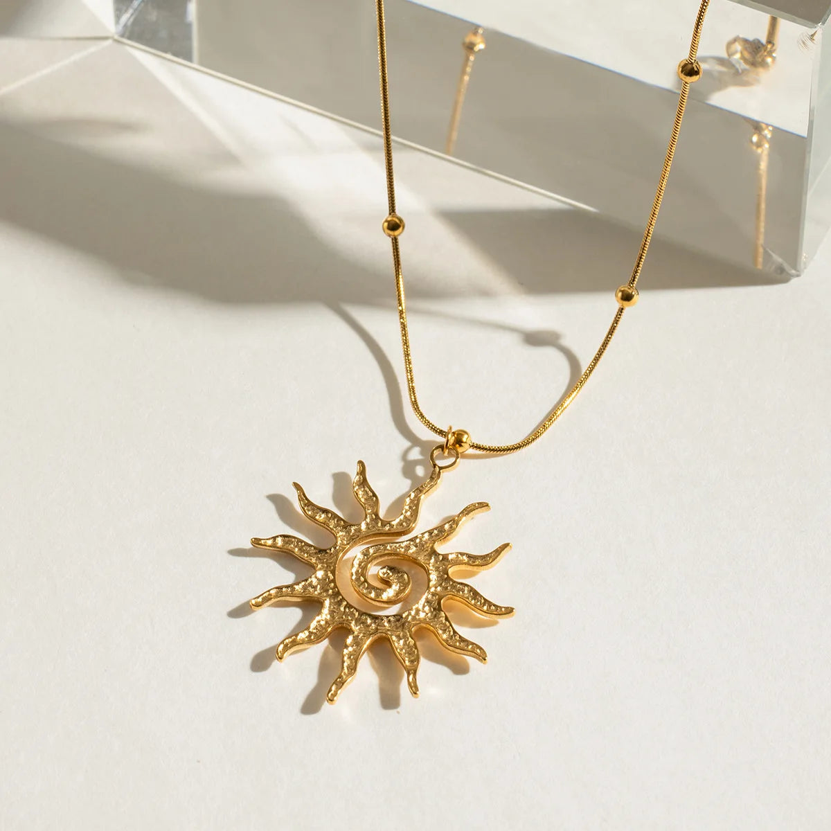 Brise de Velours Necklace