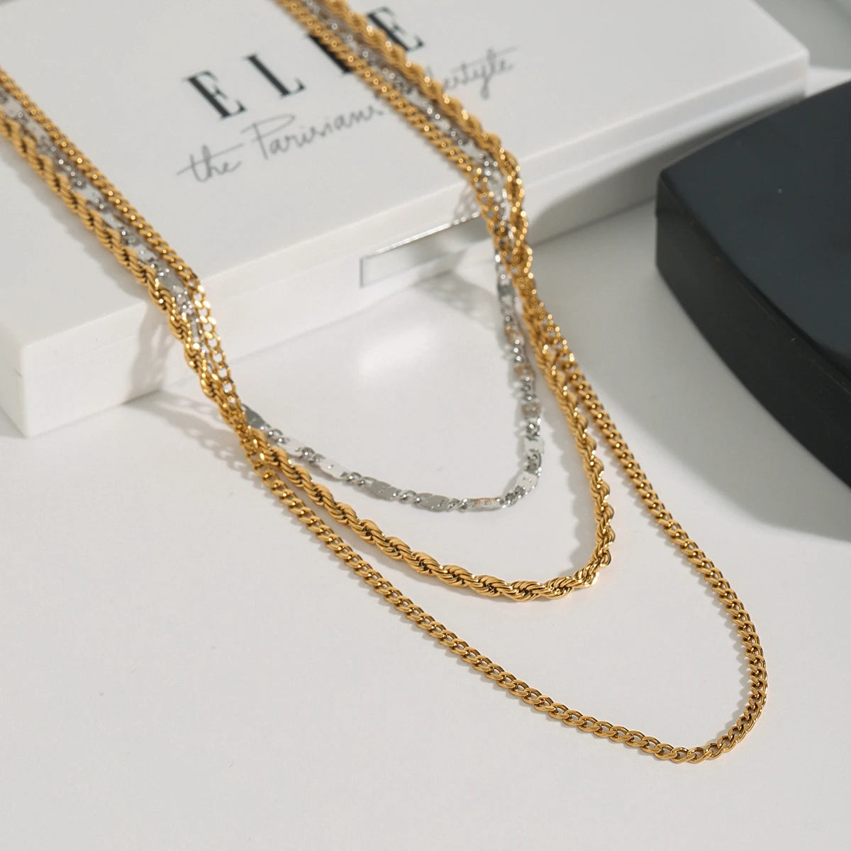 Cristallo Rosa Necklace