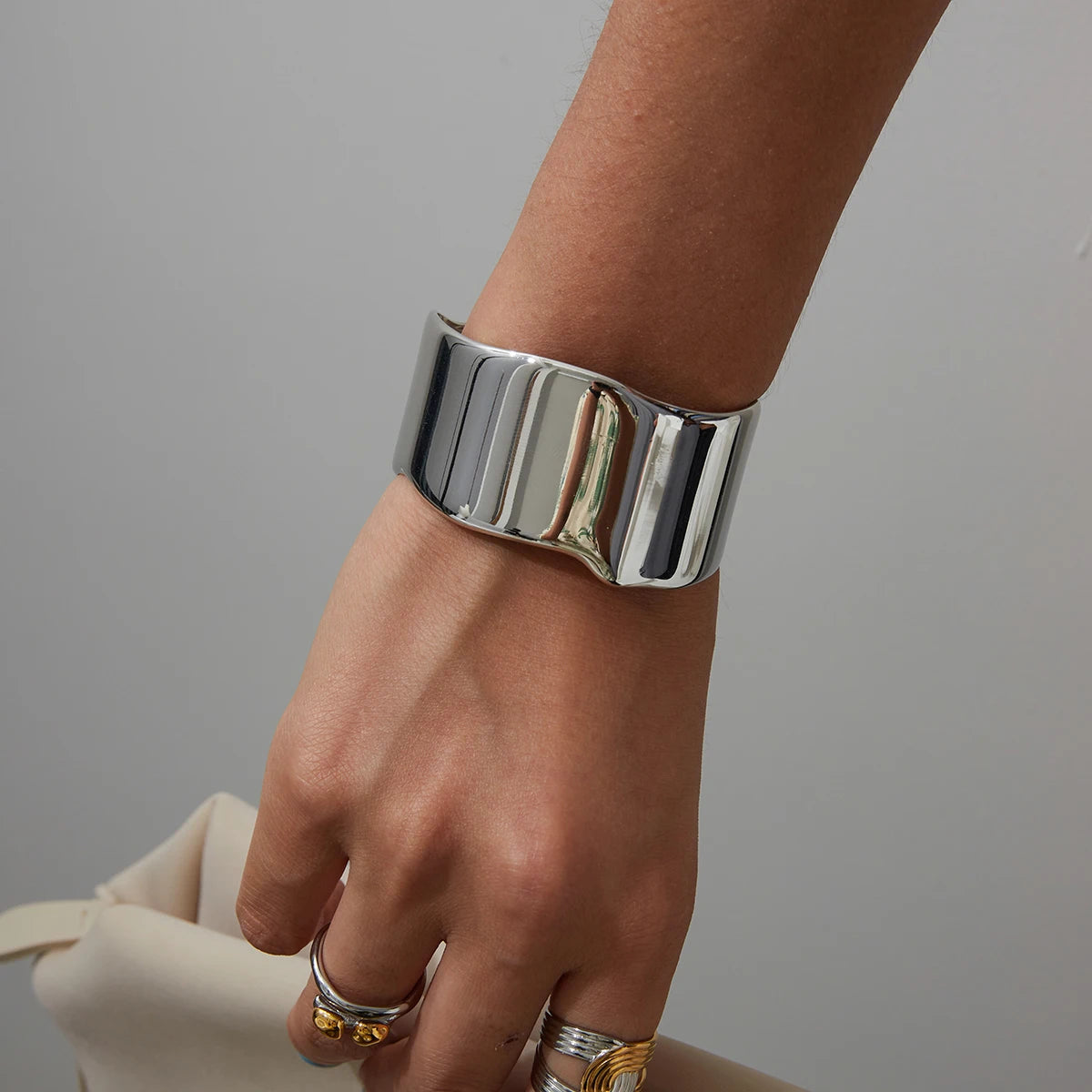 Voile d’Argent Bracelet