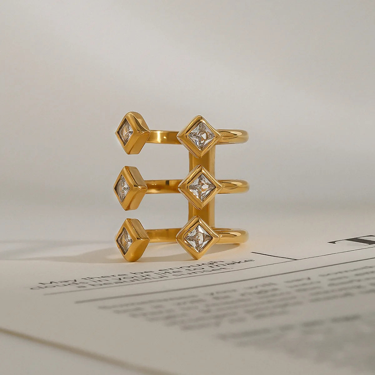 Lueur d’Amour Ring