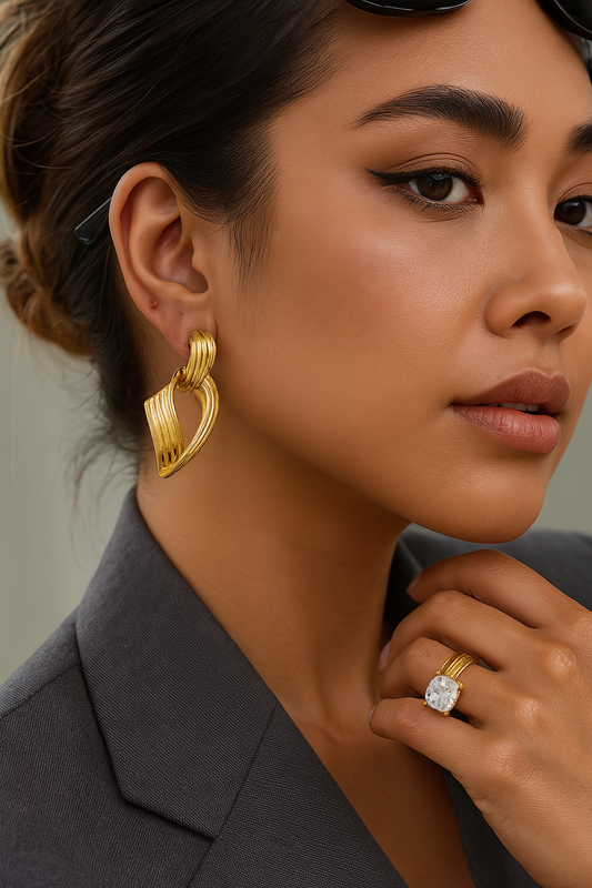 Papillon de Minuit Earrings