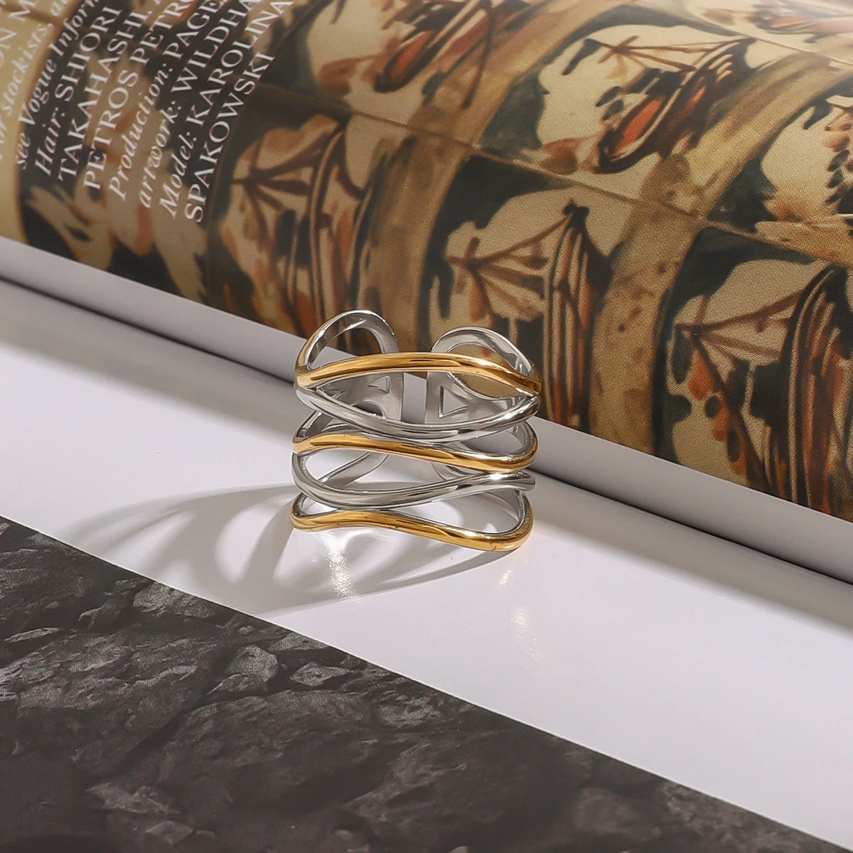 Voile de Charme Ring