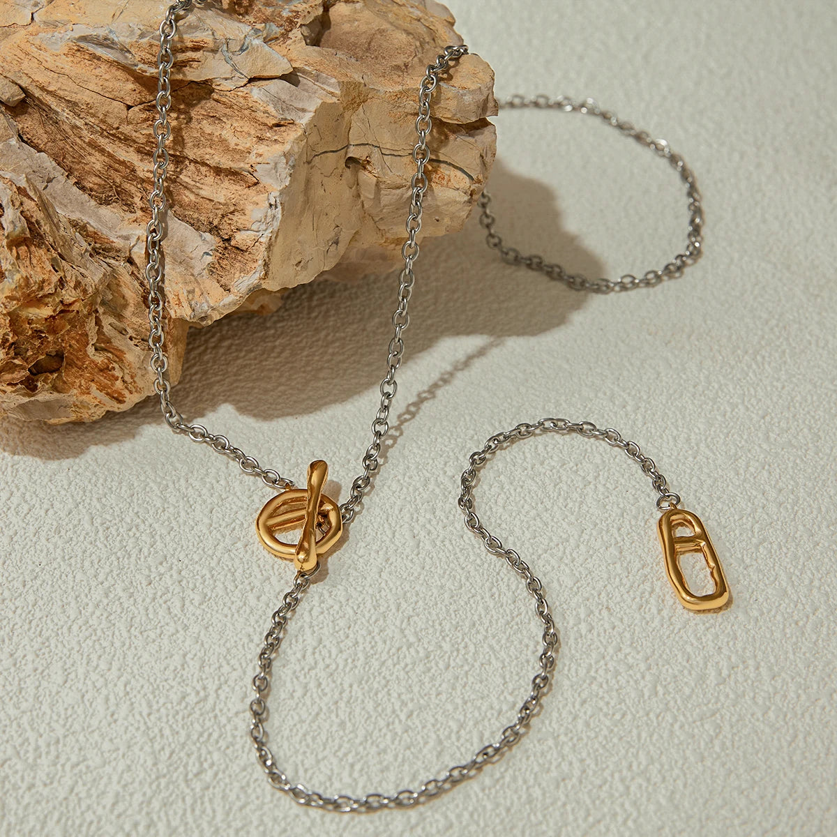 Chérie Élégance Necklace