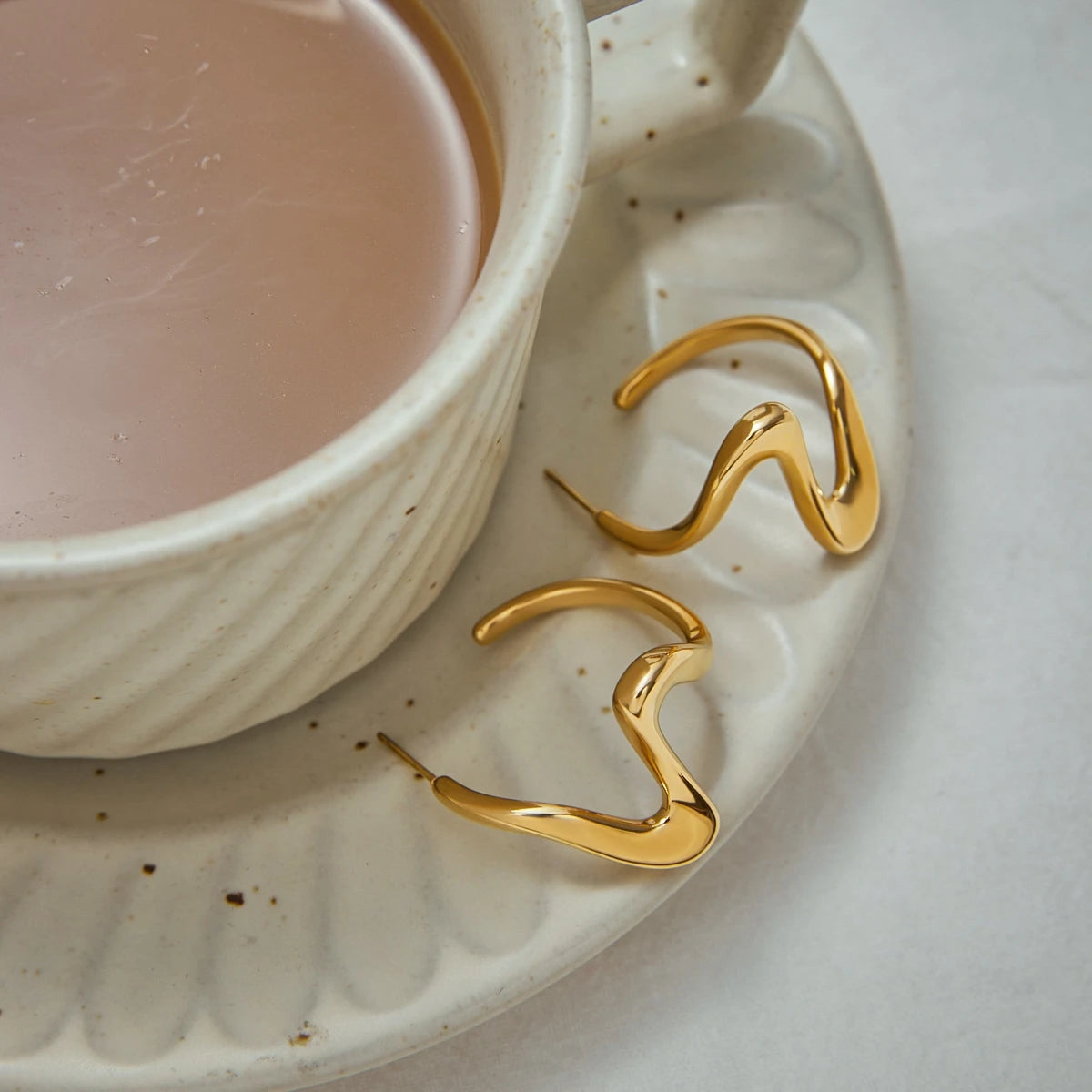 Lune Élégante Earrings