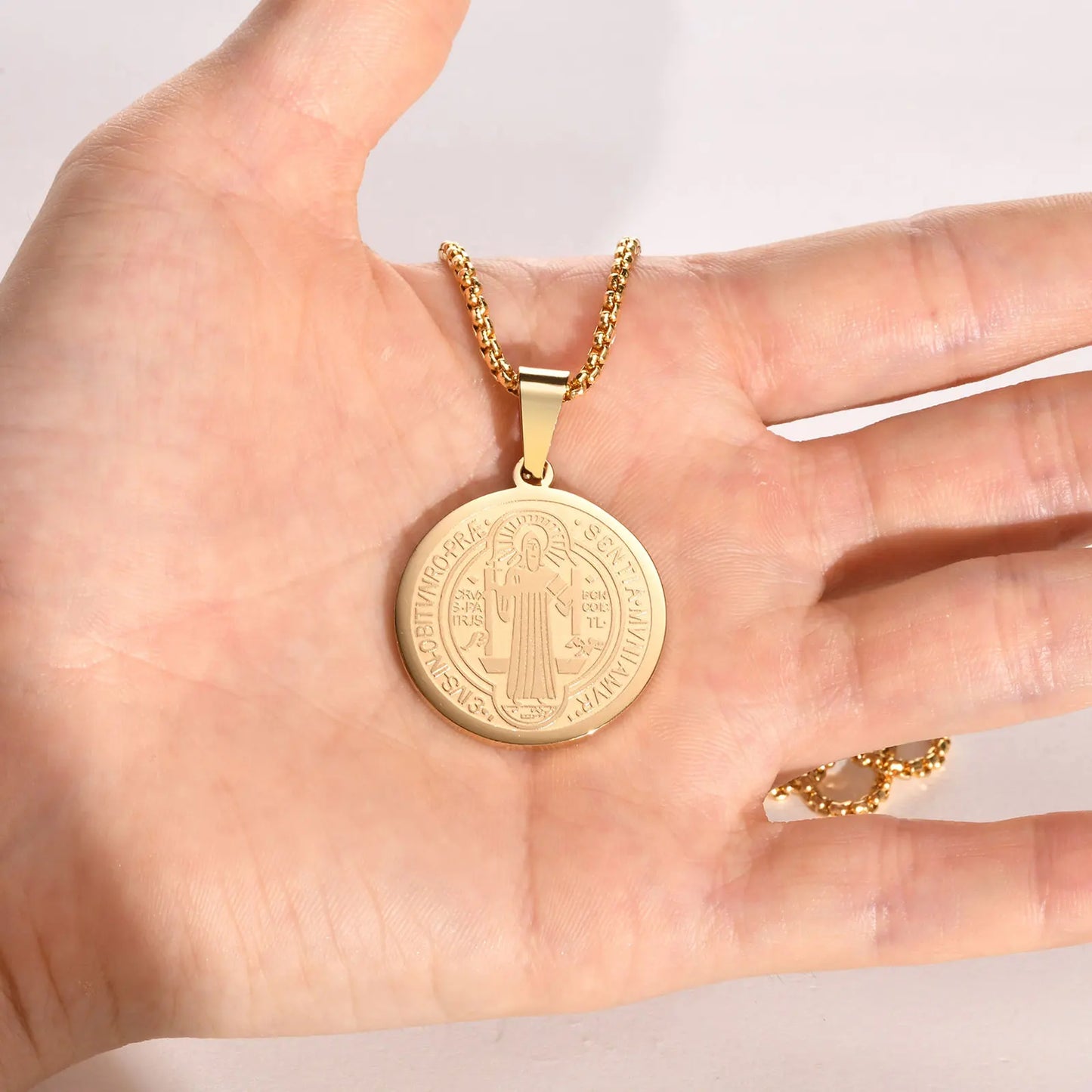 The Oro Nero Necklace