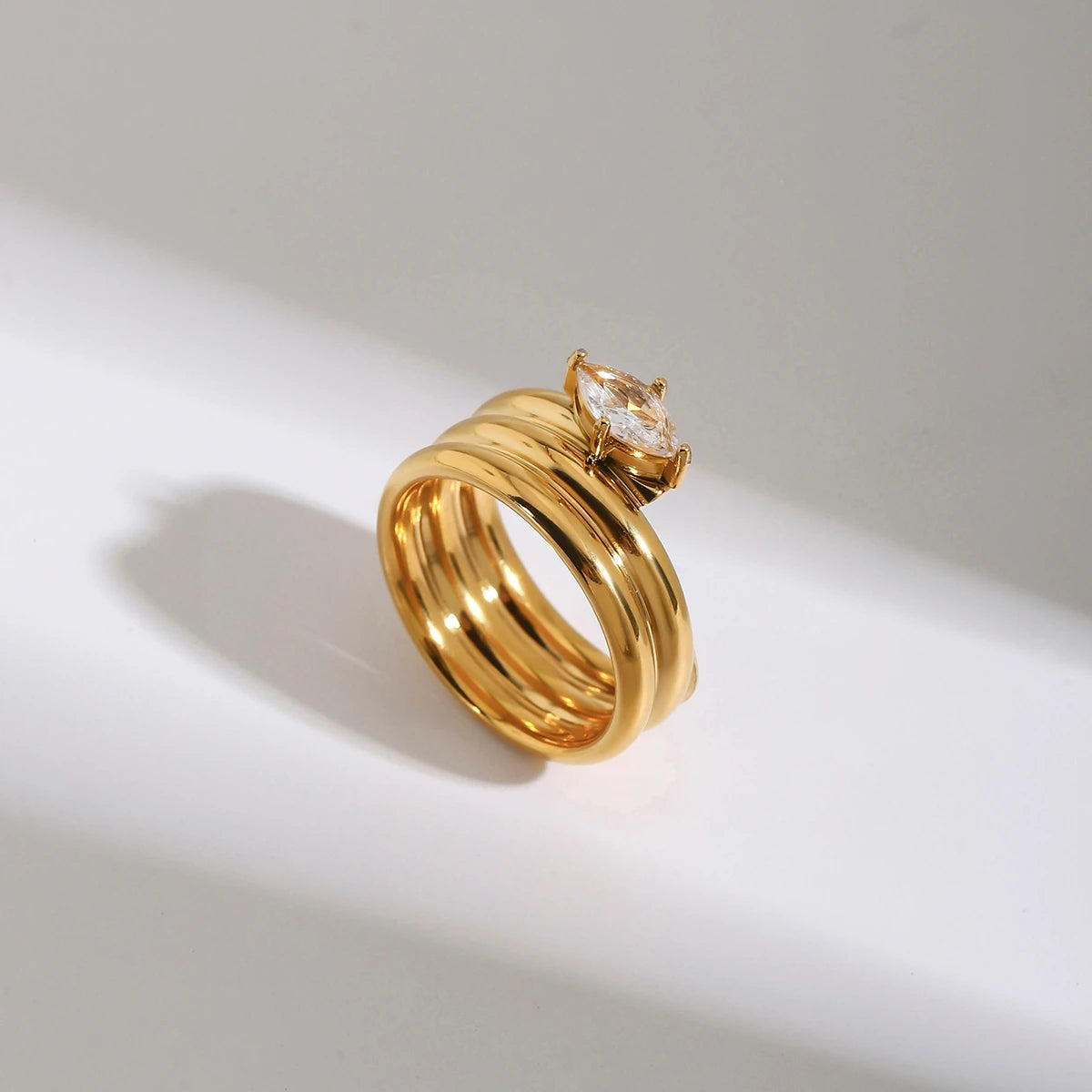Rose Éternelle Ring